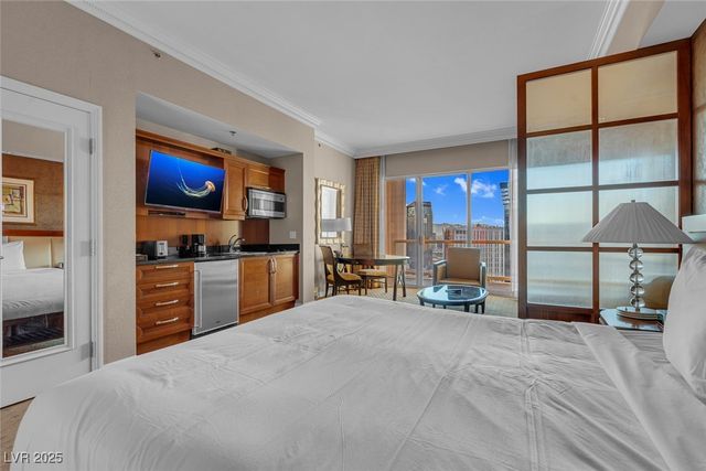 135 East Harmon Avenue 3411, Las Vegas, NV 89109