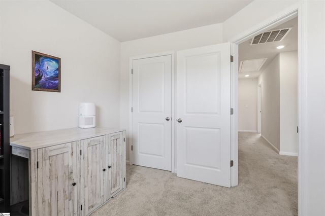 1144 S Norwhich Lane, Spartanburg, SC 29301