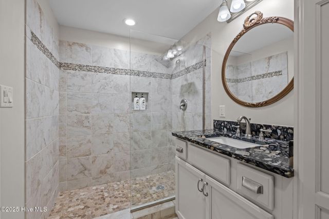 182 Lewistown Road, Beaufort, NC 28516