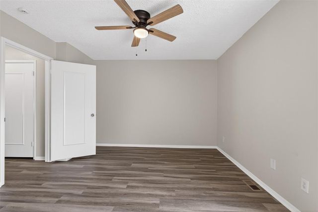 4340 NW 63rd Street 15, Oklahoma City, OK 73116