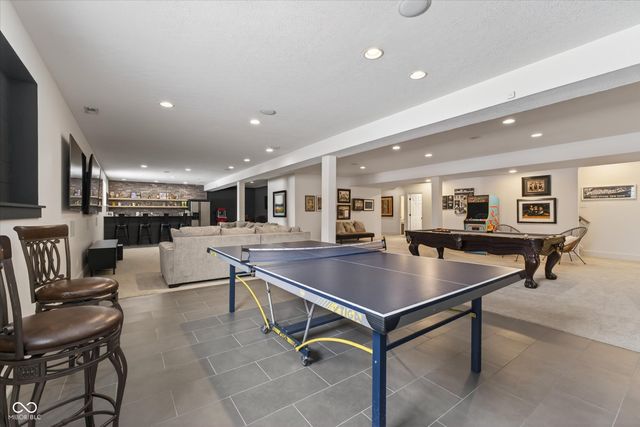 12834 Piccadilly Circle, Fishers, IN 46037