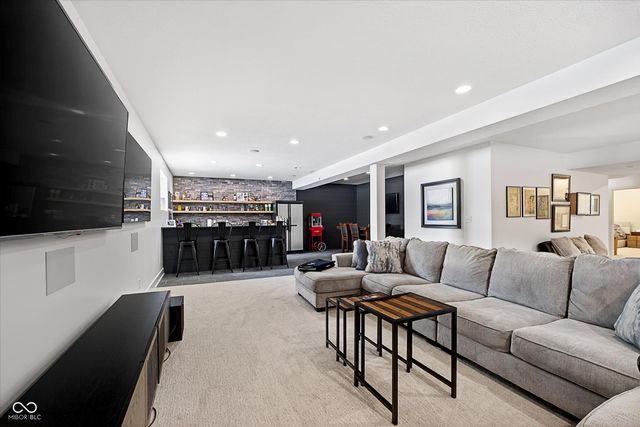 12834 Piccadilly Circle, Fishers, IN 46037