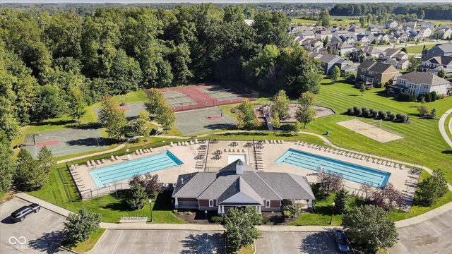 12834 Piccadilly Circle, Fishers, IN 46037