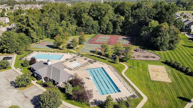 12834 Piccadilly Circle, Fishers, IN 46037