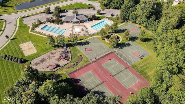 12834 Piccadilly Circle, Fishers, IN 46037