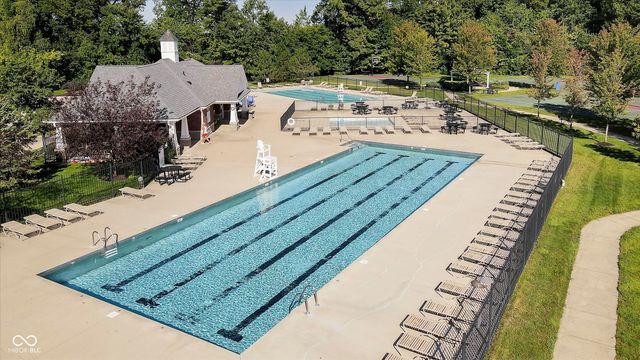 12834 Piccadilly Circle, Fishers, IN 46037