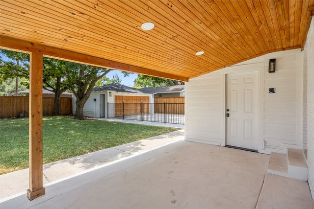 6746 Braeburn, Dallas, TX 75214