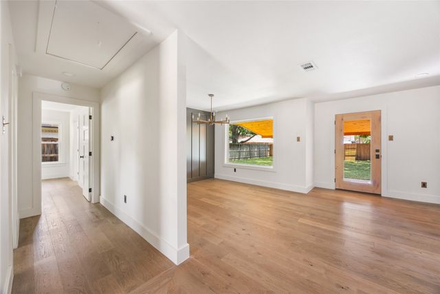 6746 Braeburn, Dallas, TX 75214