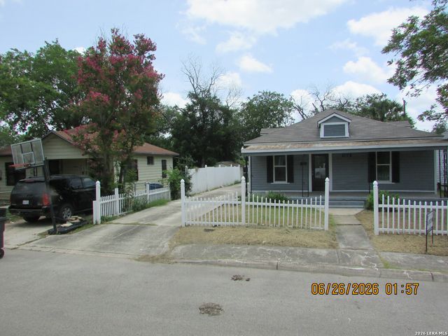 5218 Sierra, San Antonio, TX 78214