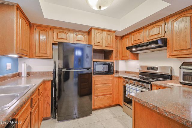 17404 N 99TH Avenue 239, Sun City, AZ 85373