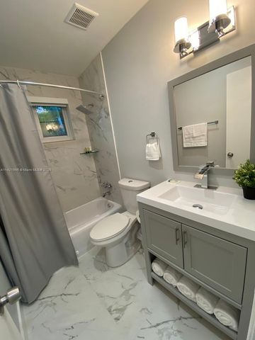 204 SW 19th Ave, Fort Lauderdale, FL 33312