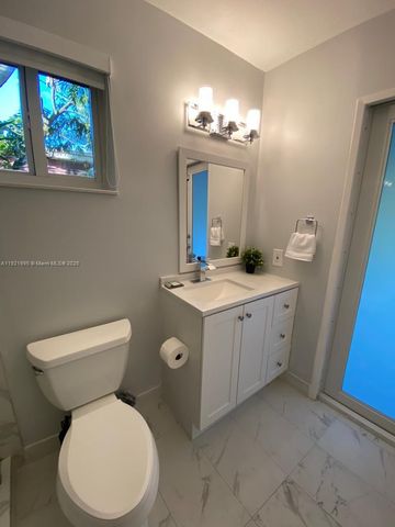 204 SW 19th Ave, Fort Lauderdale, FL 33312