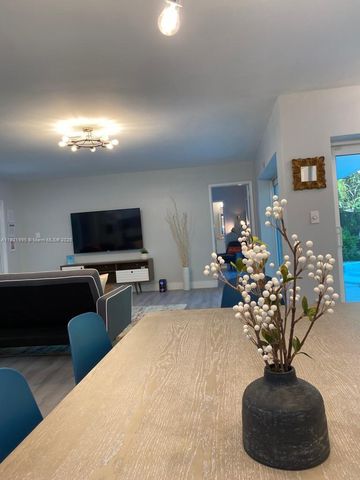 204 SW 19th Ave, Fort Lauderdale, FL 33312