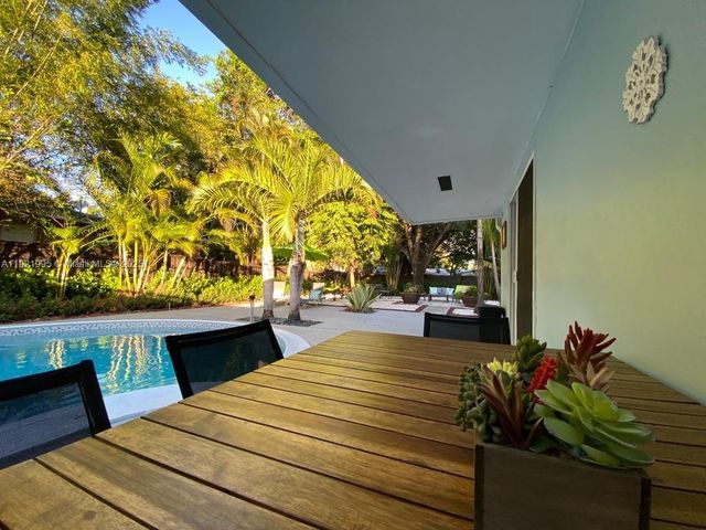 204 SW 19th Ave, Fort Lauderdale, FL 33312