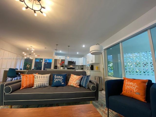 204 SW 19th Ave, Fort Lauderdale, FL 33312