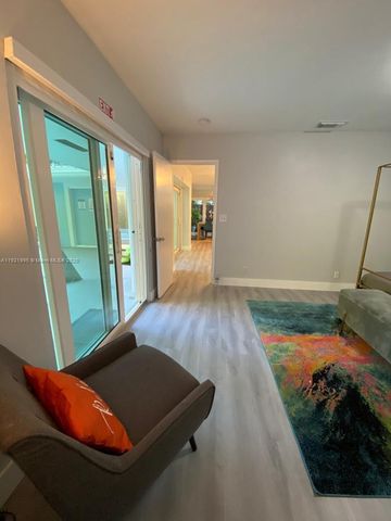 204 SW 19th Ave, Fort Lauderdale, FL 33312