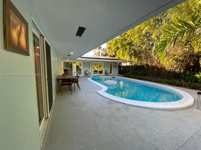 204 SW 19th Ave, Fort Lauderdale, FL 33312