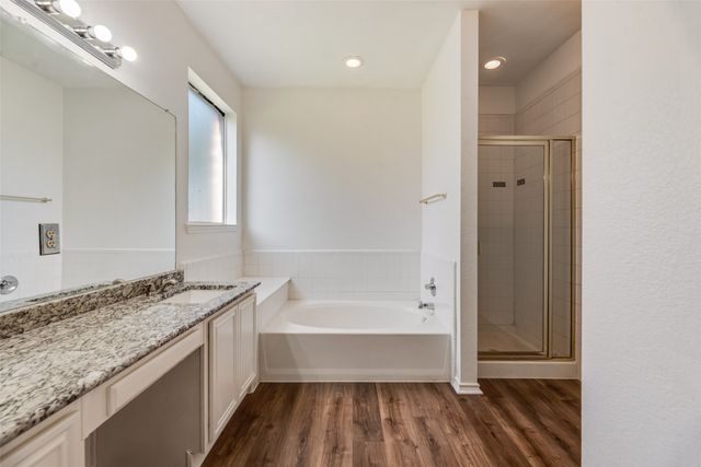 821 S Parks Drive, Desoto, TX 75115