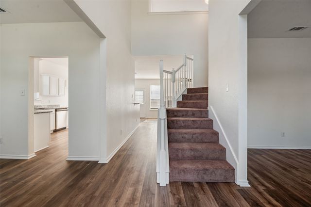 821 S Parks Drive, Desoto, TX 75115