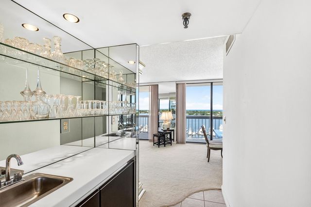 115 Lakeshore Drive 1549, North Palm Beach, FL 33408