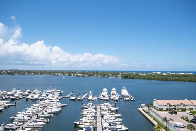 115 Lakeshore Drive 1549, North Palm Beach, FL 33408