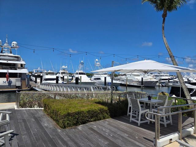 115 Lakeshore Drive 1549, North Palm Beach, FL 33408
