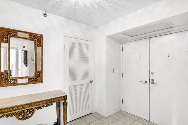 115 Lakeshore Drive 1549, North Palm Beach, FL 33408