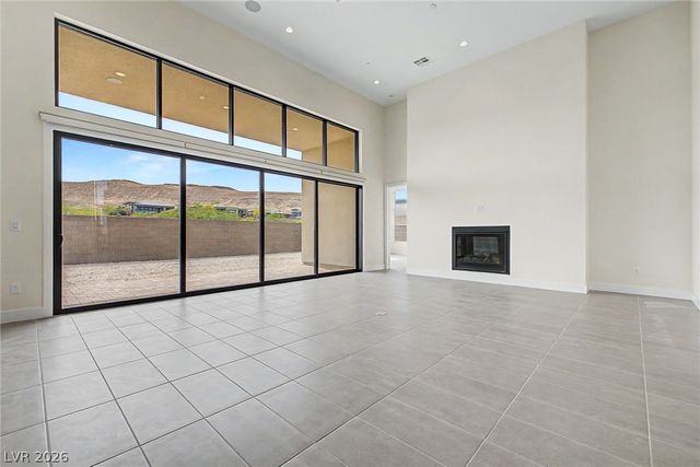 10865 Agate Cliffs Avenue, Las Vegas, NV 89135