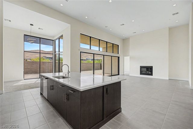 10865 Agate Cliffs Avenue, Las Vegas, NV 89135