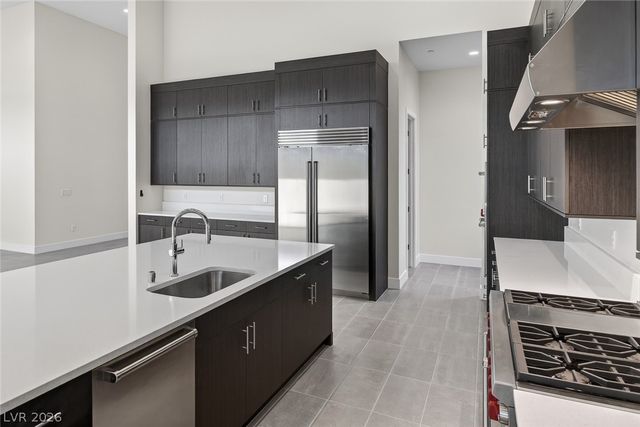 10865 Agate Cliffs Avenue, Las Vegas, NV 89135