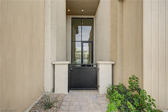 10865 Agate Cliffs Avenue, Las Vegas, NV 89135
