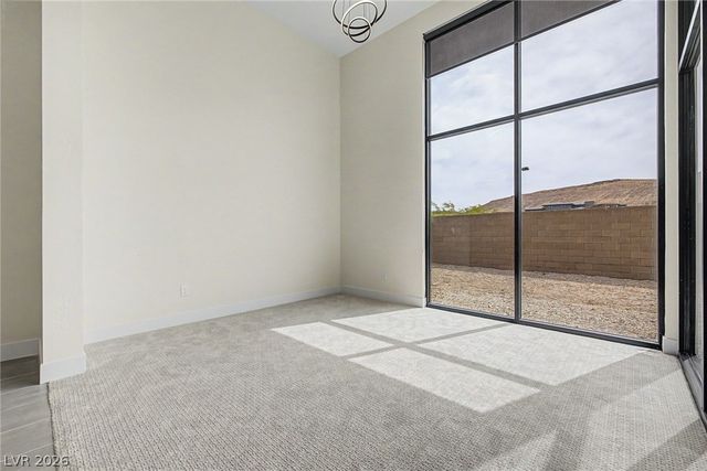 10865 Agate Cliffs Avenue, Las Vegas, NV 89135