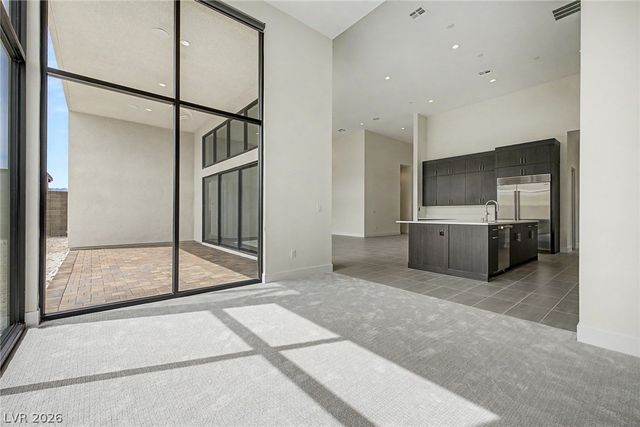 10865 Agate Cliffs Avenue, Las Vegas, NV 89135