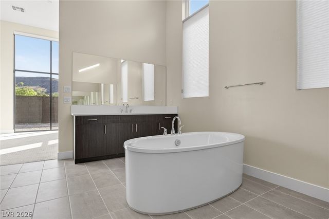 10865 Agate Cliffs Avenue, Las Vegas, NV 89135