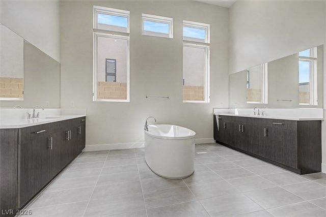 10865 Agate Cliffs Avenue, Las Vegas, NV 89135