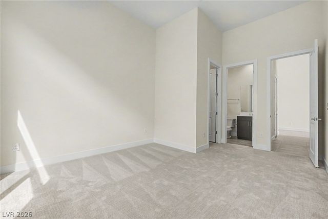 10865 Agate Cliffs Avenue, Las Vegas, NV 89135