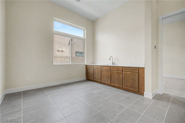 10865 Agate Cliffs Avenue, Las Vegas, NV 89135