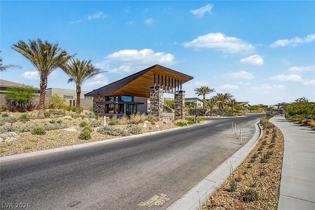 10865 Agate Cliffs Avenue, Las Vegas, NV 89135