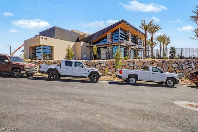 10865 Agate Cliffs Avenue, Las Vegas, NV 89135