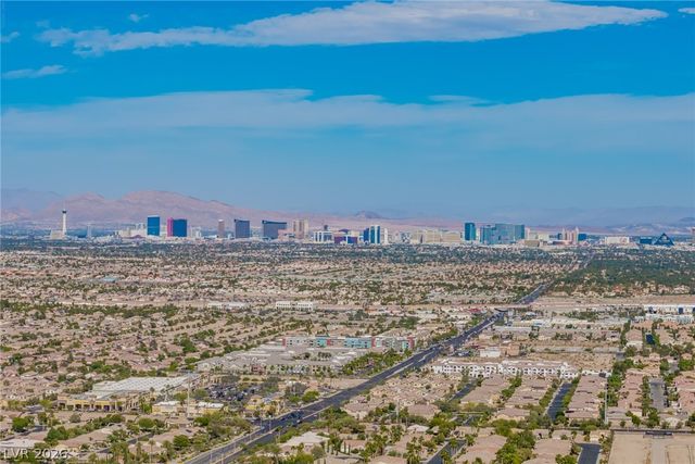 10865 Agate Cliffs Avenue, Las Vegas, NV 89135