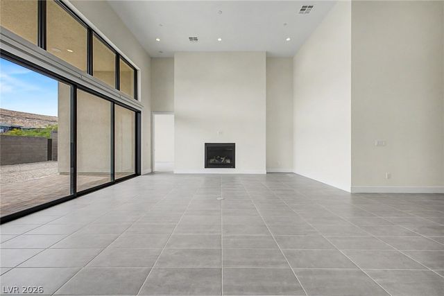 10865 Agate Cliffs Avenue, Las Vegas, NV 89135