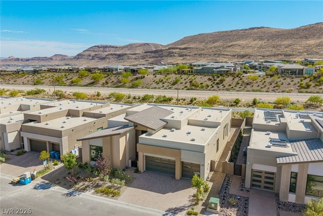 10865 Agate Cliffs Avenue, Las Vegas, NV 89135