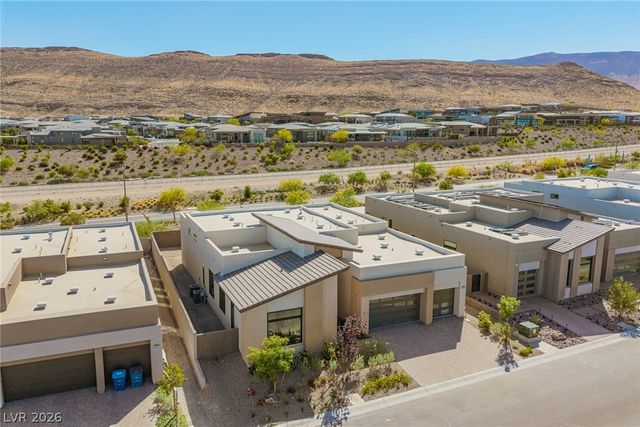 10865 Agate Cliffs Avenue, Las Vegas, NV 89135
