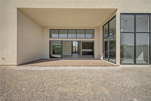 10865 Agate Cliffs Avenue, Las Vegas, NV 89135