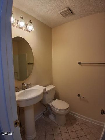 2030 Quaker Landing 202, Raleigh, NC 27603