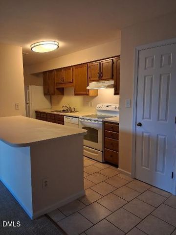 2030 Quaker Landing 202, Raleigh, NC 27603