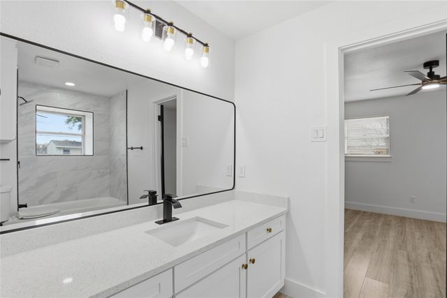 317 Cedar Creek Court, Fort Worth, TX 76103