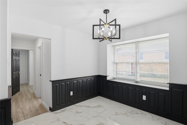 317 Cedar Creek Court, Fort Worth, TX 76103