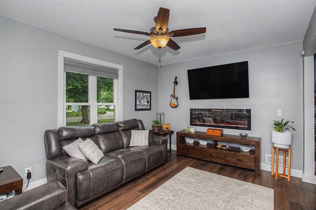 305 Monona Street, Boone, IA 50036