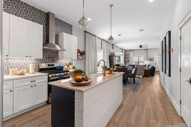 835 Cross Street, New Braunfels, TX 78130